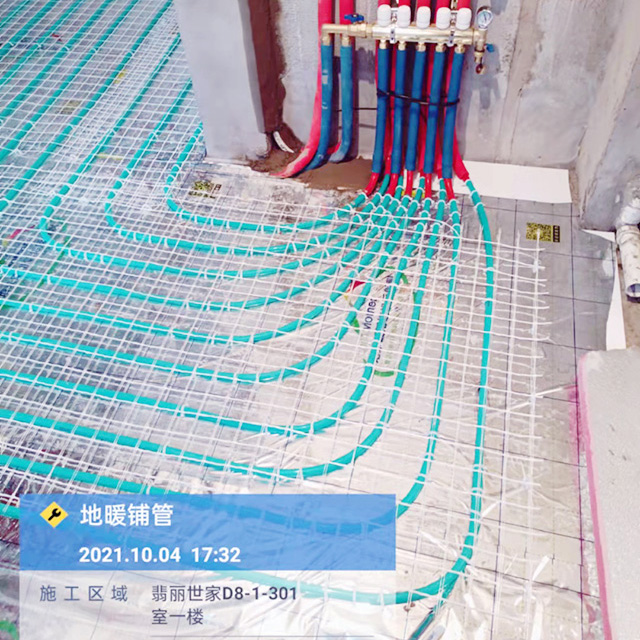 ���L��ů����